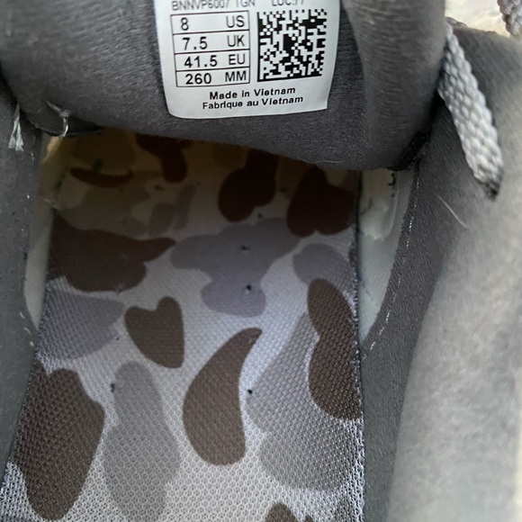 BAPE x New Balance 2002R Grey - Picture 7 of 7